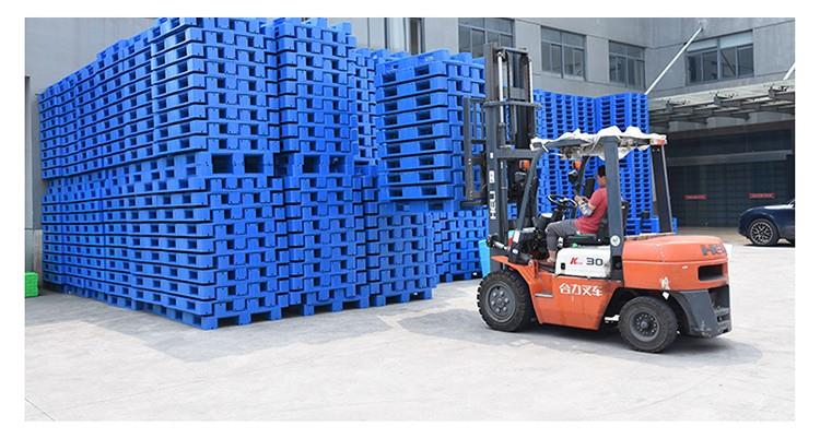 Rackable Plastic Pallet